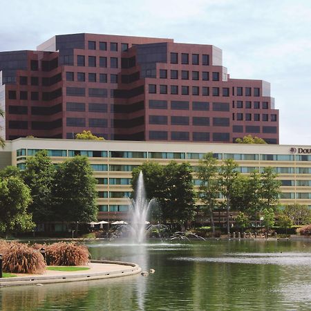 Doubletree By Hilton Orange County Airport Hotel Santa Ana Exterior foto